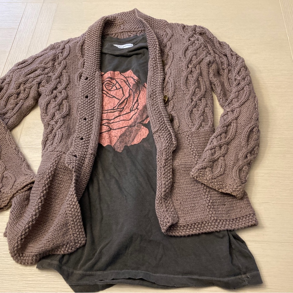 cable cardigan taupe/rose color. Detailed metal buttons Small/Med